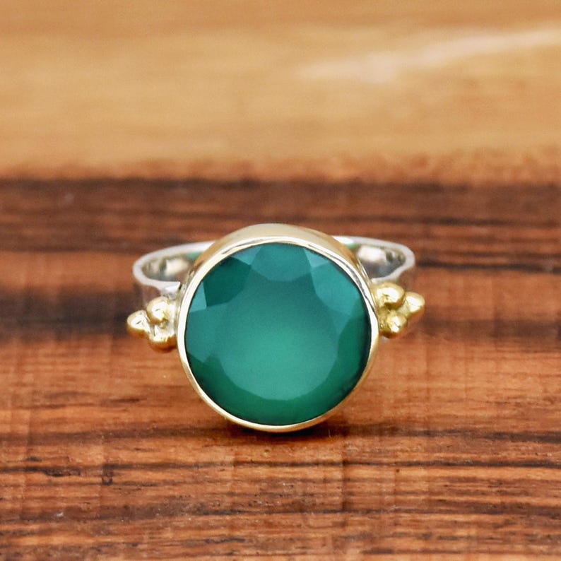 Green Onyx Ring | 925 Sterling Silver | Handmade Green Gemstone Ring | Dainty Boho Ring | Spiritual Healing Jewelry