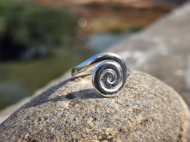 Plain Silver Ring | 925 Sterling Silver Band | Minimalist Silver Ring | Handmade Everyday Ring | Unisex Stackable Silver Jewelry
